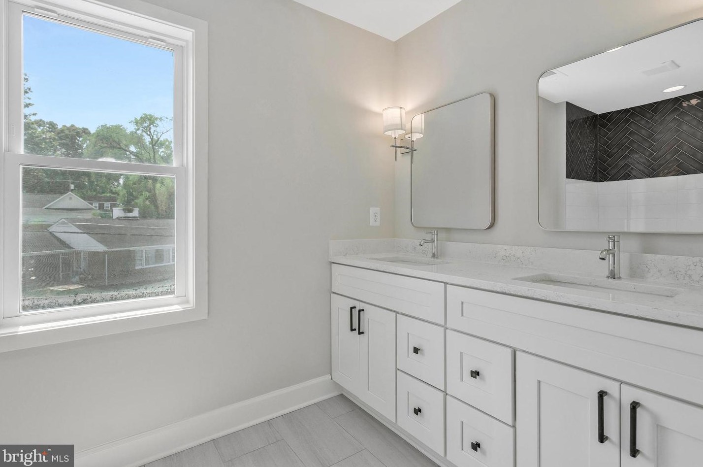 1641 Midland Rd, Edgewater MD 21037-2418 exterior