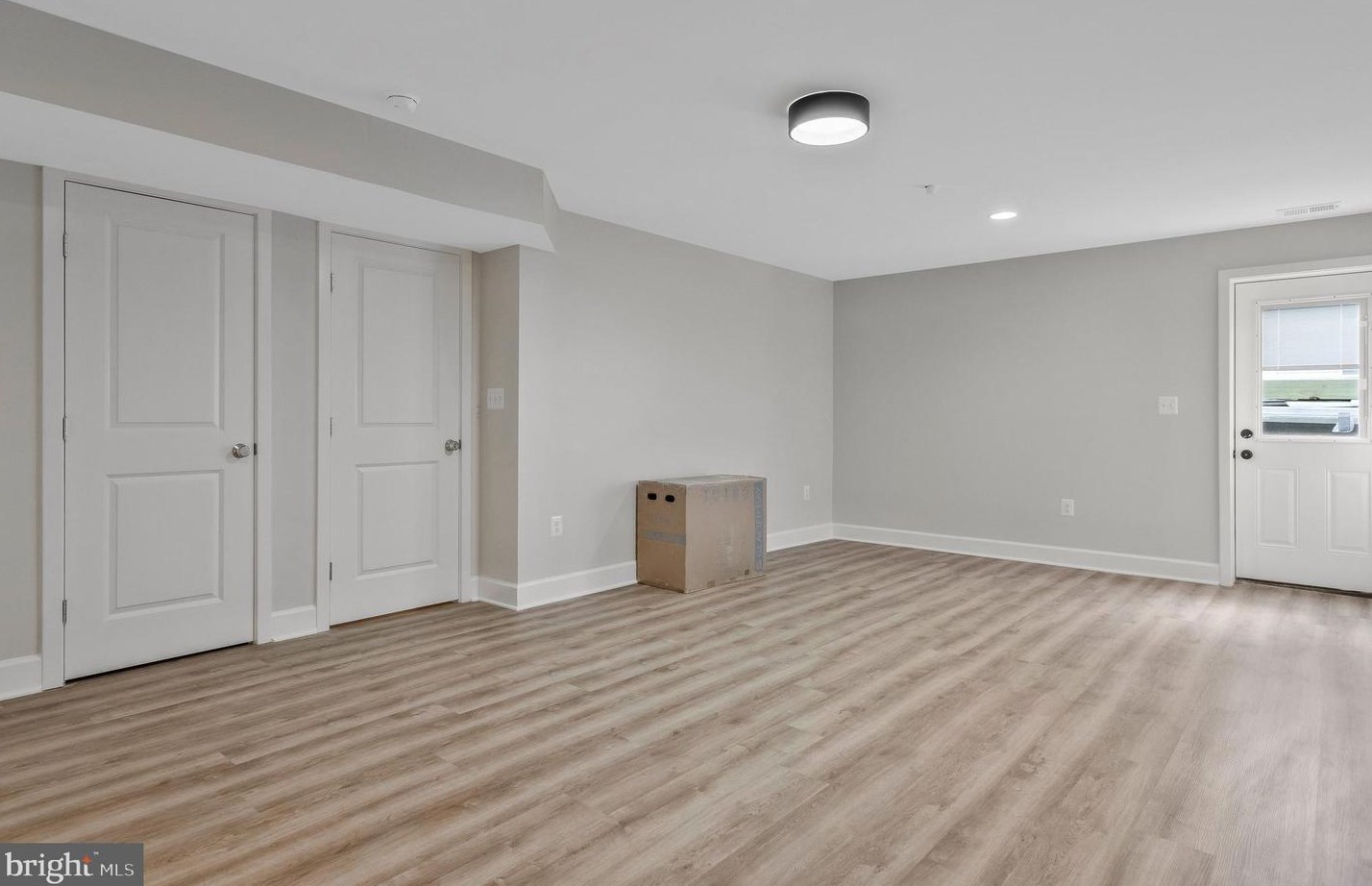 1641 Midland Rd, Edgewater MD 21037-2418 exterior