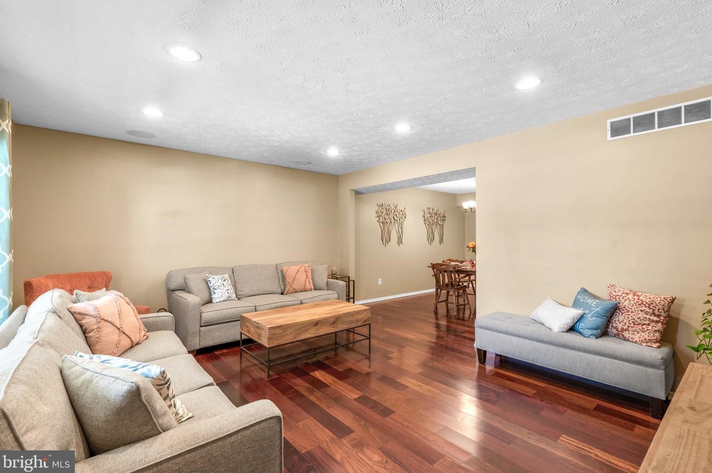 405 Birdsong Ct, Baltimore MD  exterior