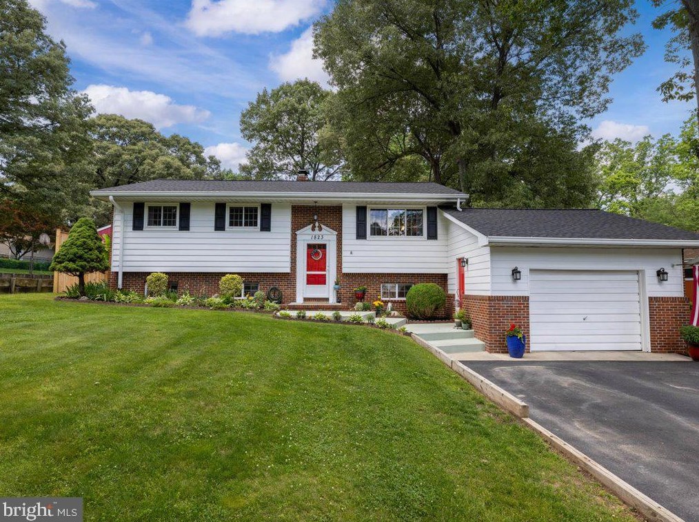 1823 Cedar Dr, Severn MD  21144-1005 exterior