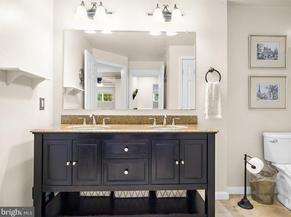 1823 Cedar Dr, Severn MD 21144-1005 exterior