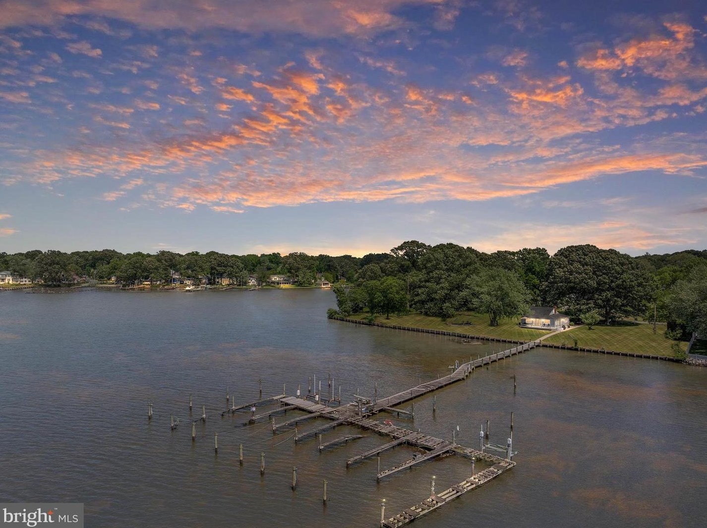 1264 River Rd, Shady Side MD  20764-9692 exterior