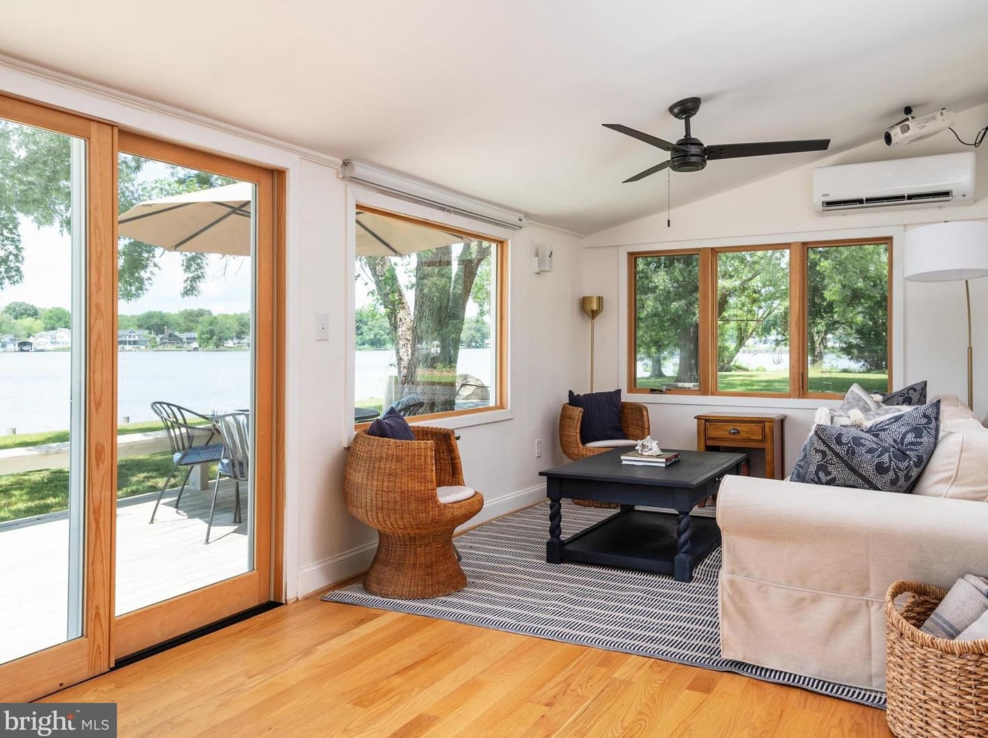 1264 River Rd, Shady Side MD  20764-9692 exterior