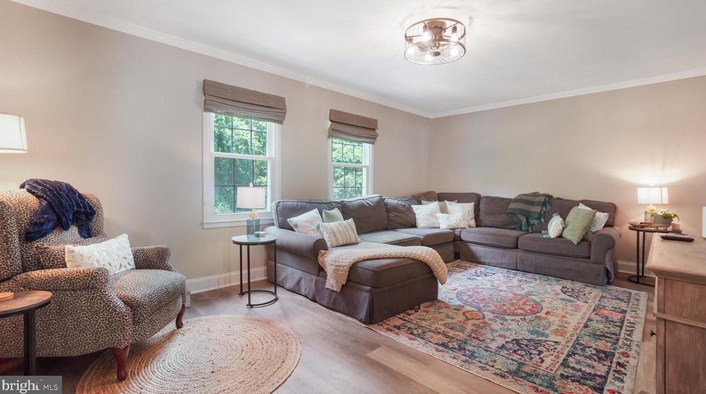 1804 Sharwood Pl, Crofton MD 21114-1950 exterior