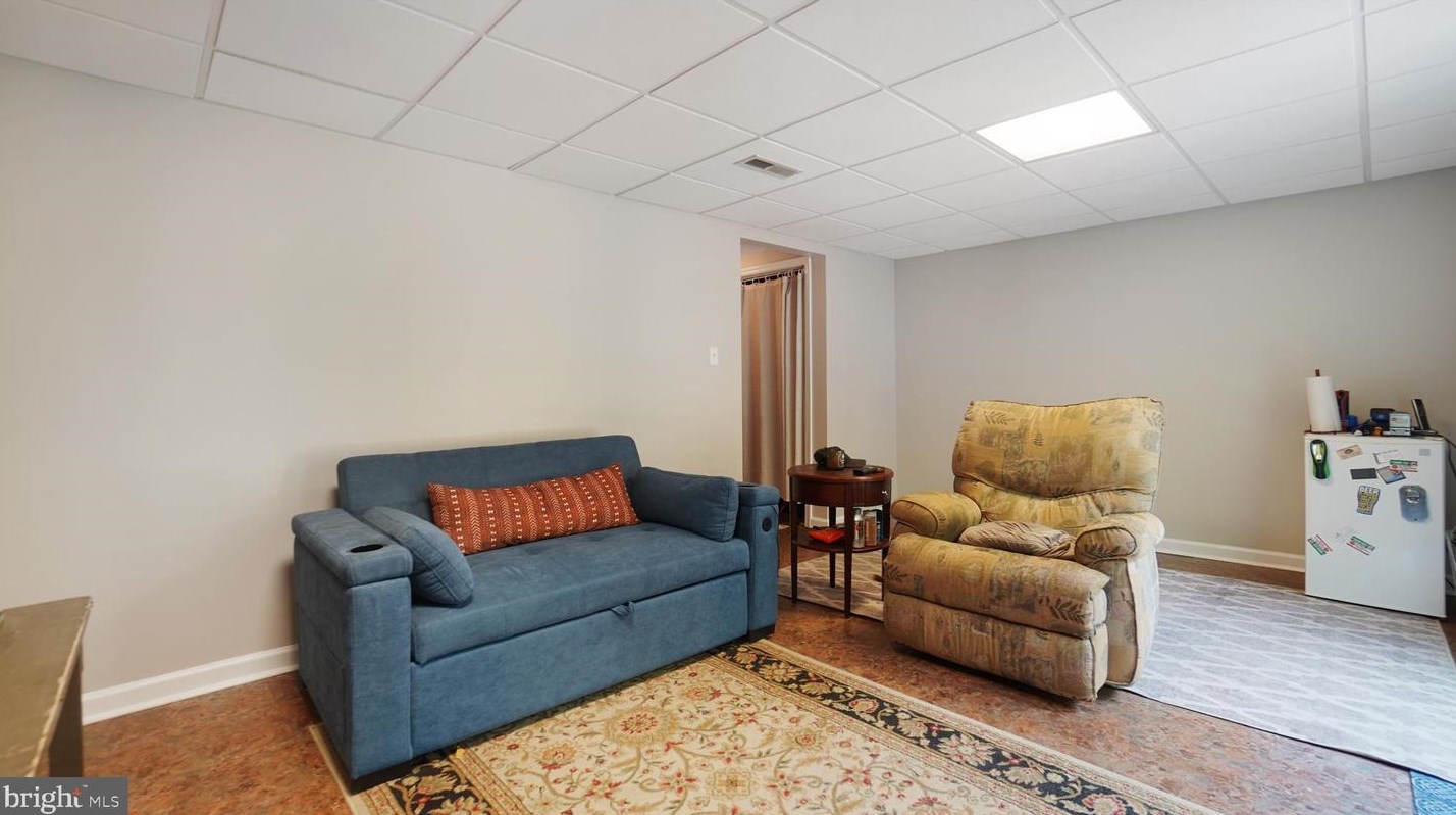 1804 Sharwood Pl, Crofton MD 21114-1950 exterior