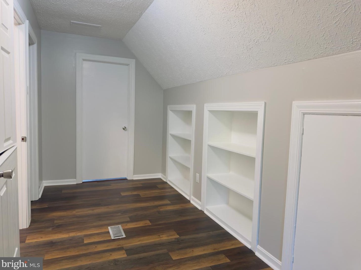 2302 Fairhaven Ln, Crofton MD 21114-1201 exterior