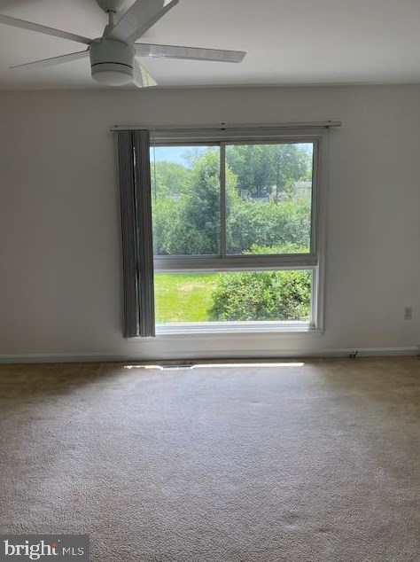 1936 Cambridge Dr, Crofton MD 21114-1935 exterior