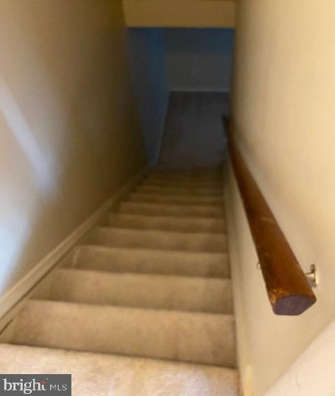 1936 Cambridge Dr, Crofton MD 21114-1935 exterior