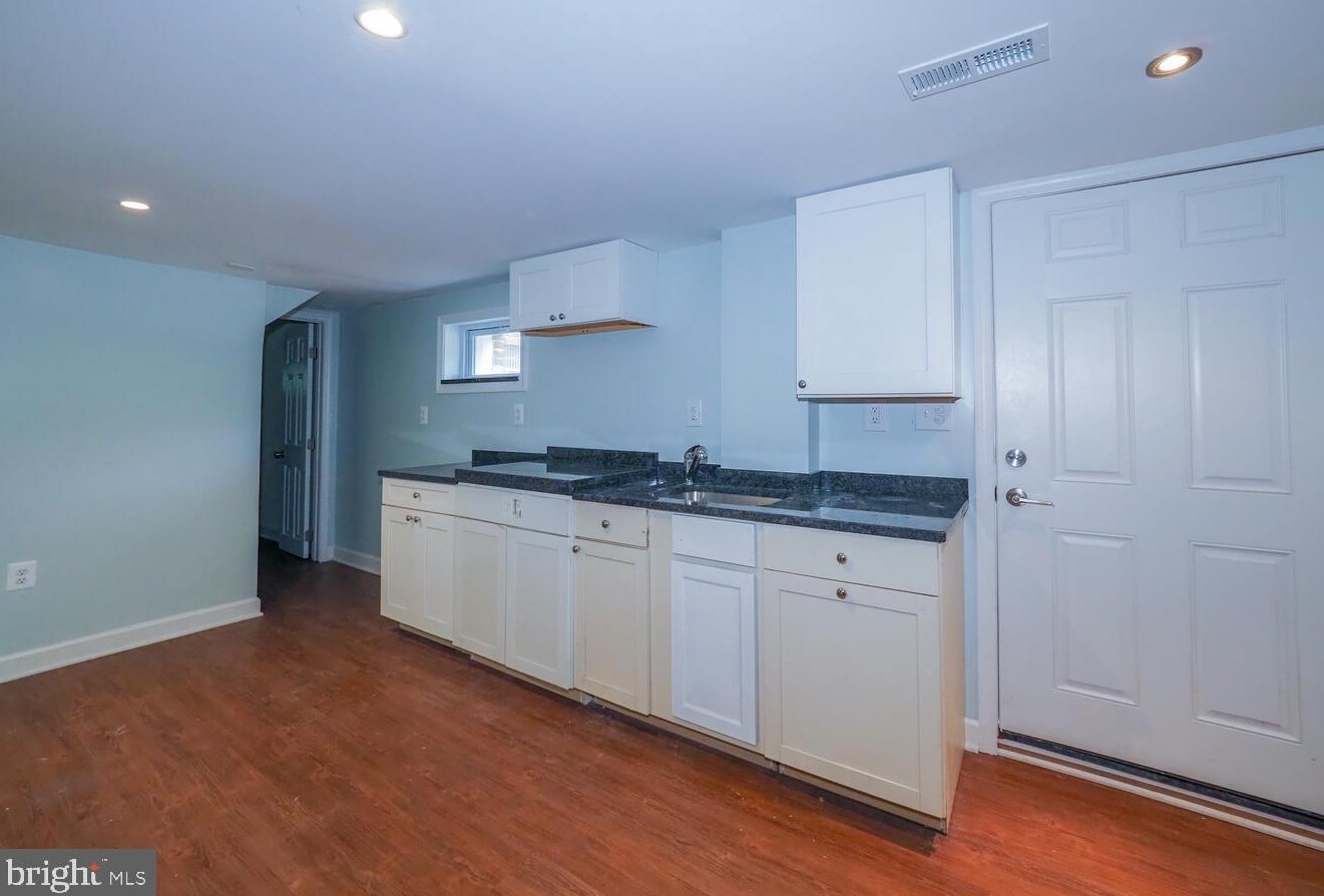 809 Danza Rd, Severn MD 21144-2130 exterior