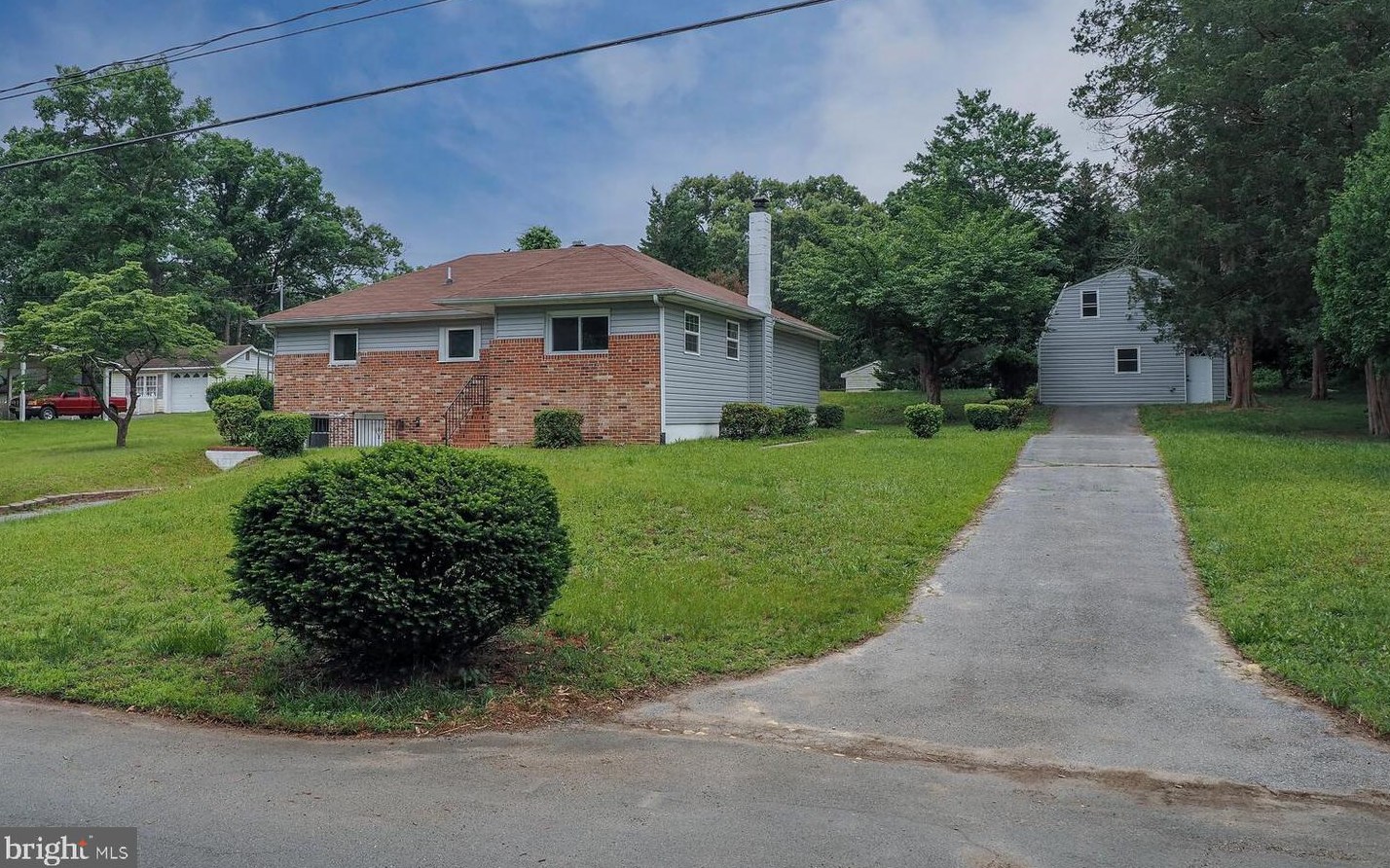 809 Danza Rd, Severn MD 21144-2130 exterior