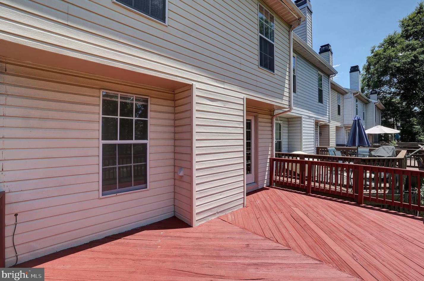 1520 Falstone Ln, Crofton MD 21114-1669 exterior