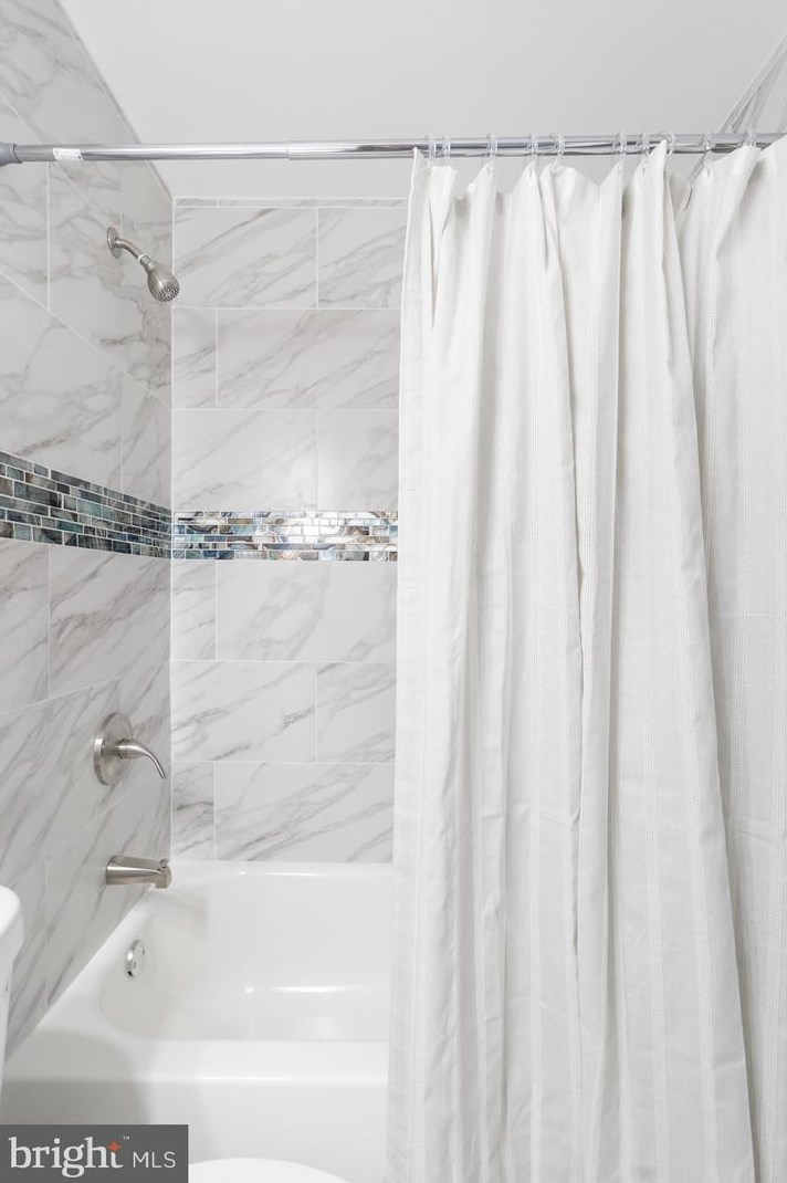 303 Ridgely Rd, Glen Burnie MD 21061-4516 exterior