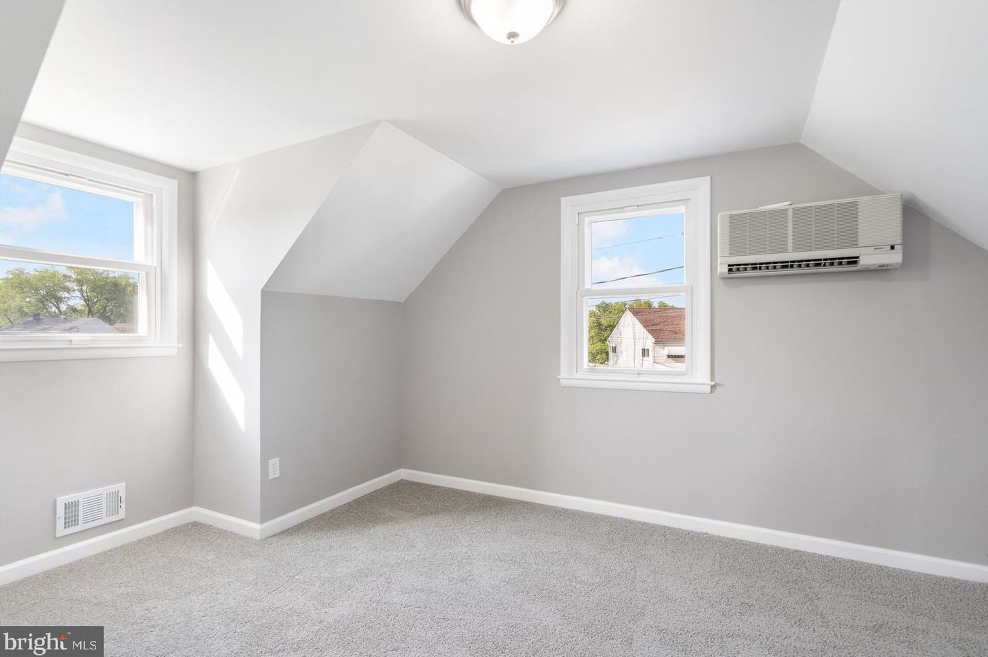 303 Ridgely Rd, Glen Burnie MD 21061-4516 exterior