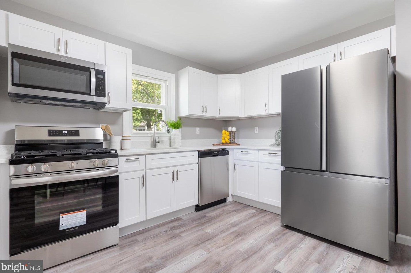 303 Ridgely Rd, Glen Burnie MD 21061-4516 exterior