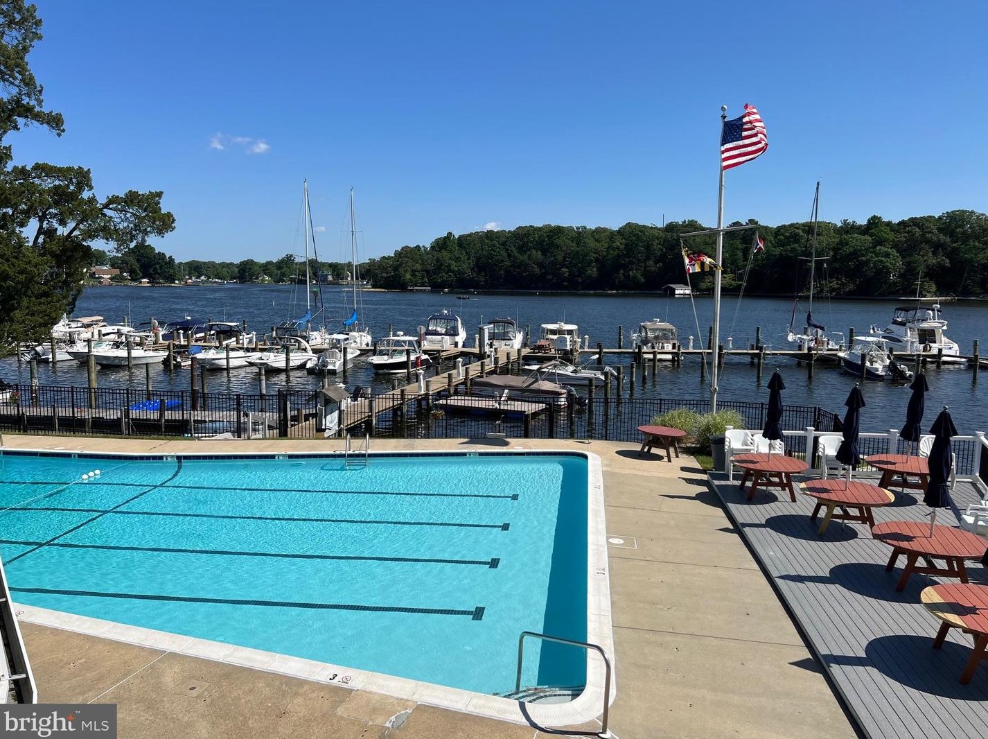 319 Spinnaker Rd, Severna Park MD 21146-3330 exterior