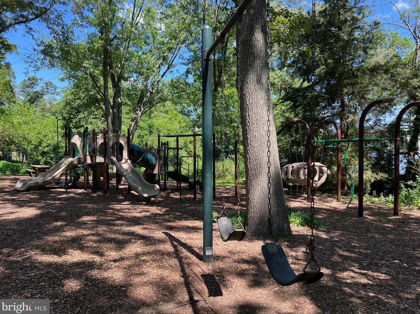 319 Spinnaker Rd, Severna Park MD 21146-3330 exterior