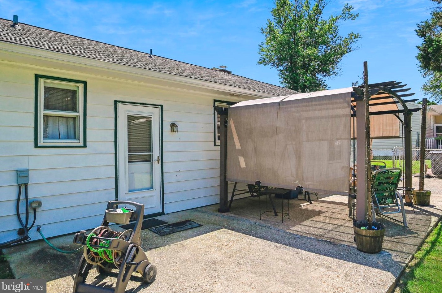 1350 Brenda Rd, Severn MD 21144-3310 exterior