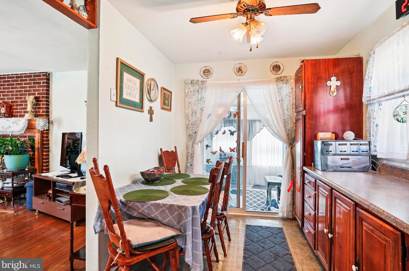 1350 Brenda Rd, Severn MD 21144-3310 exterior