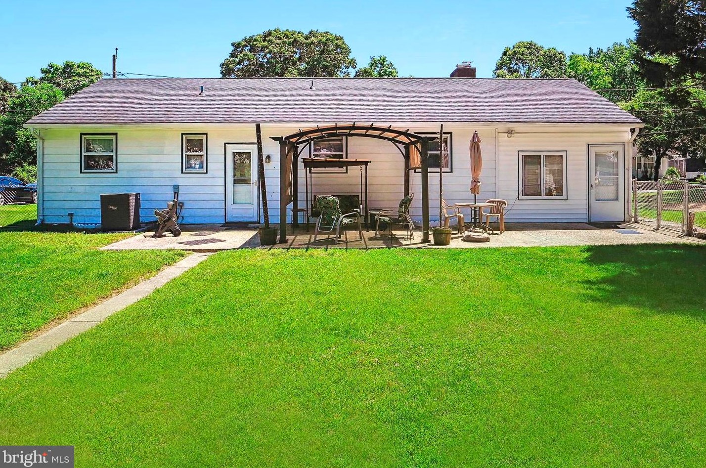 1350 Brenda Rd, Severn MD  21144-3310 exterior