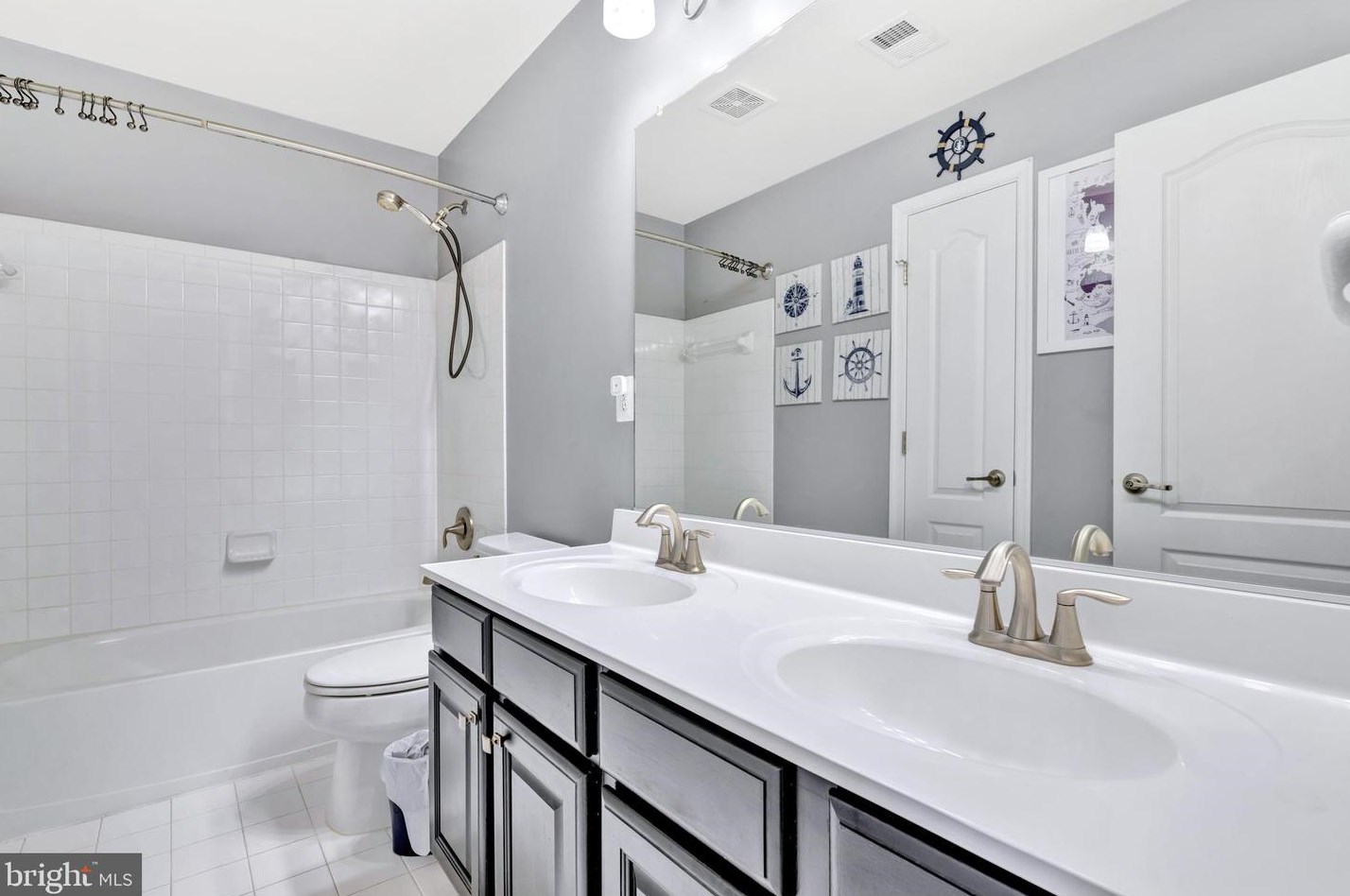 927 Indigo Bunting Ln, Glen Burnie MD 21060-8325 exterior