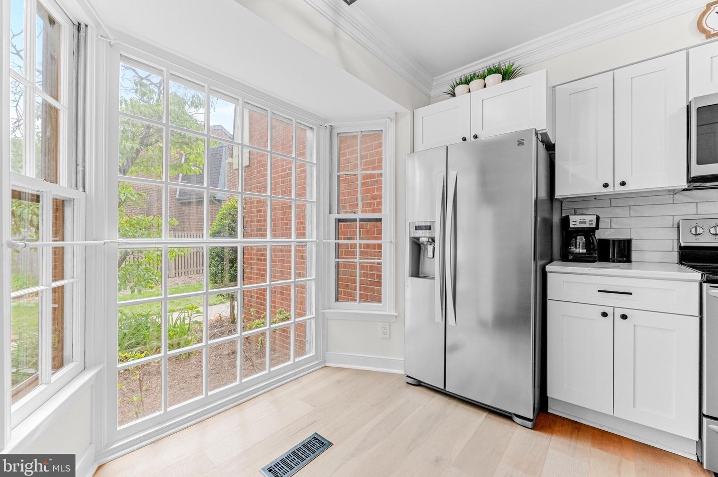 1484 Carlyle Ct, Crofton MD exterior