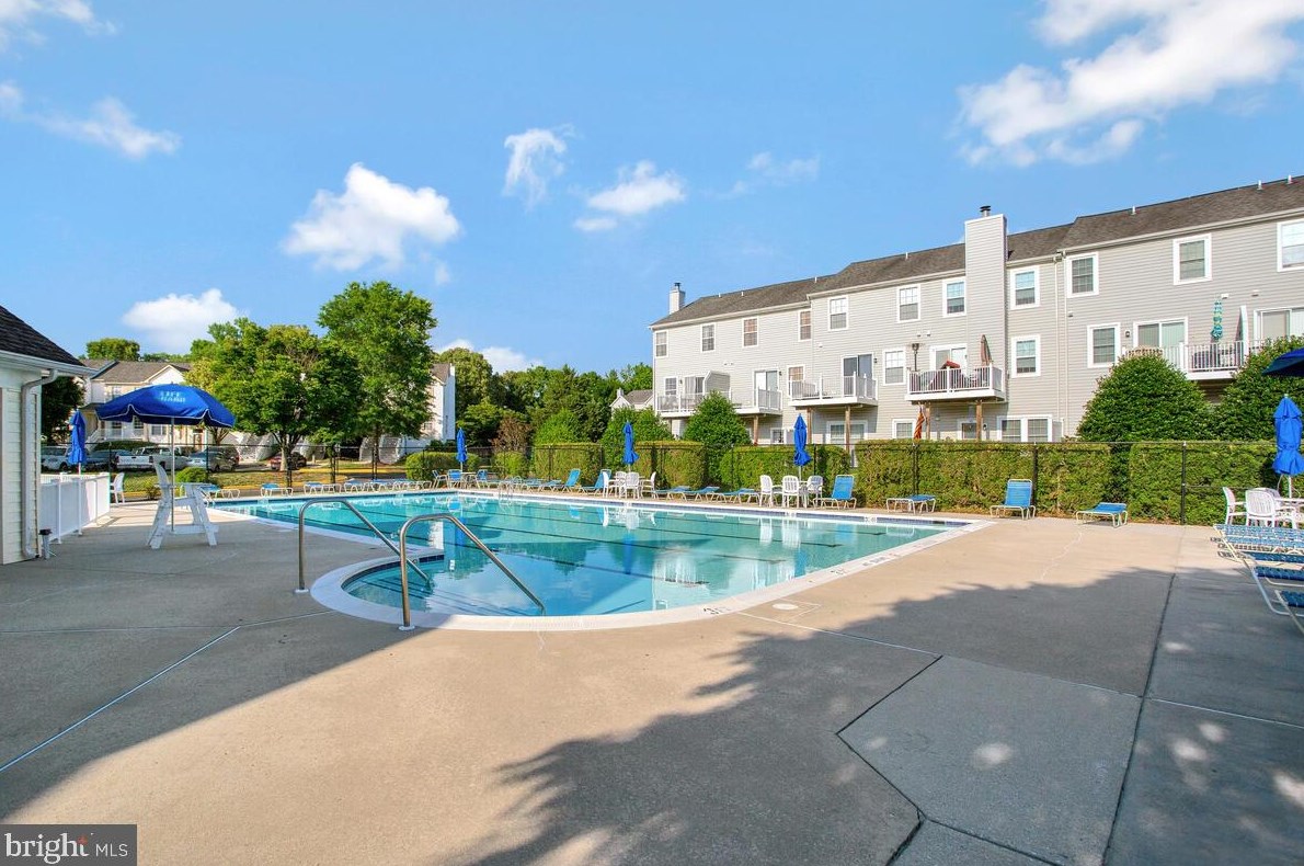 1590 Fallowfield Ct, Crofton MD 21114-1427 exterior