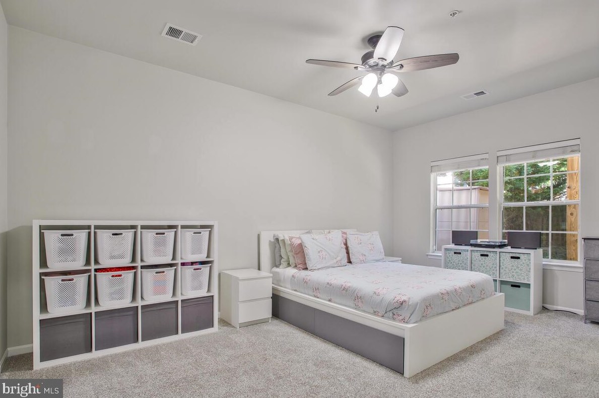 1590 Fallowfield Ct, Crofton MD 21114-1427 exterior