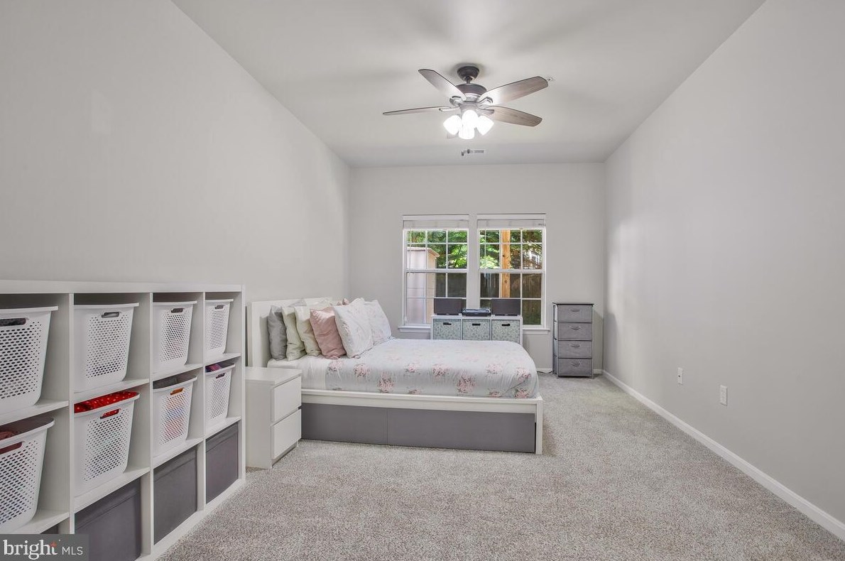 1590 Fallowfield Ct, Crofton MD 21114-1427 exterior