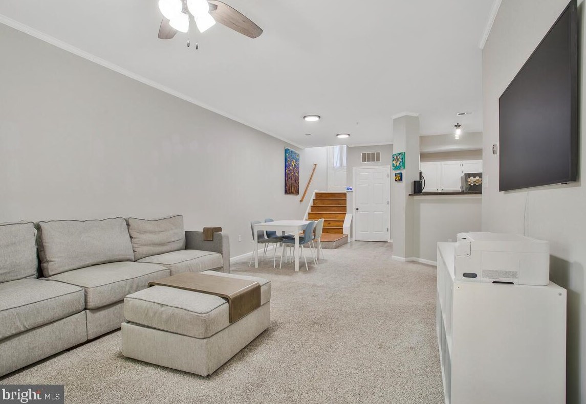 1590 Fallowfield Ct, Crofton MD 21114-1427 exterior