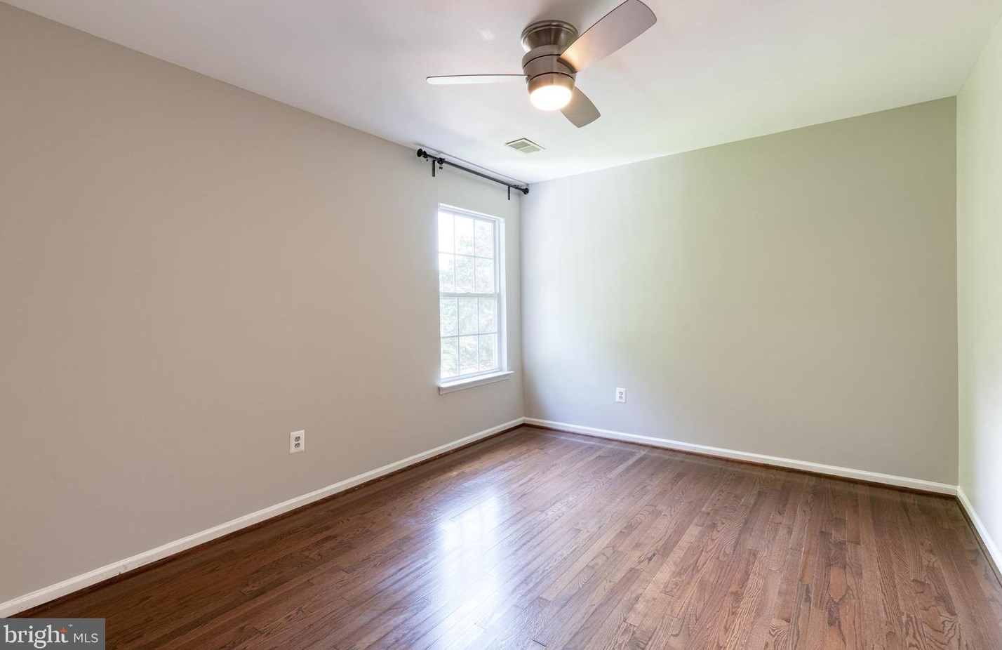 2805 Klein Ct, Crofton MD 21114-3118 exterior