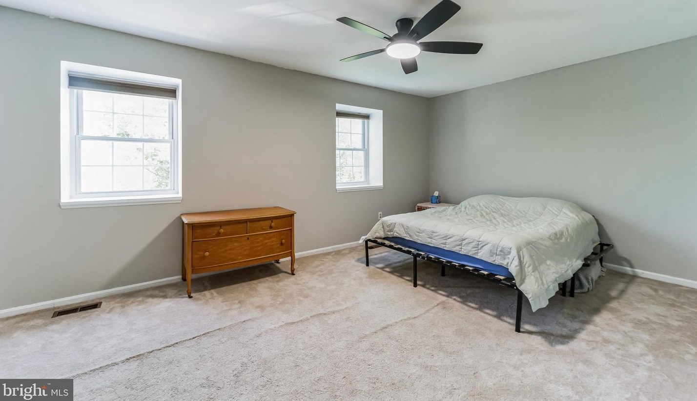 1691 Hart Ct, Crofton MD 21114-1630 exterior