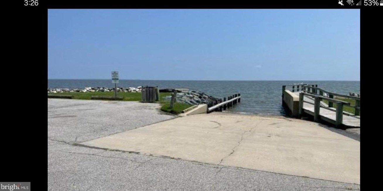 1500 Lincoln Rd, Shady Side MD 20764-9419 exterior