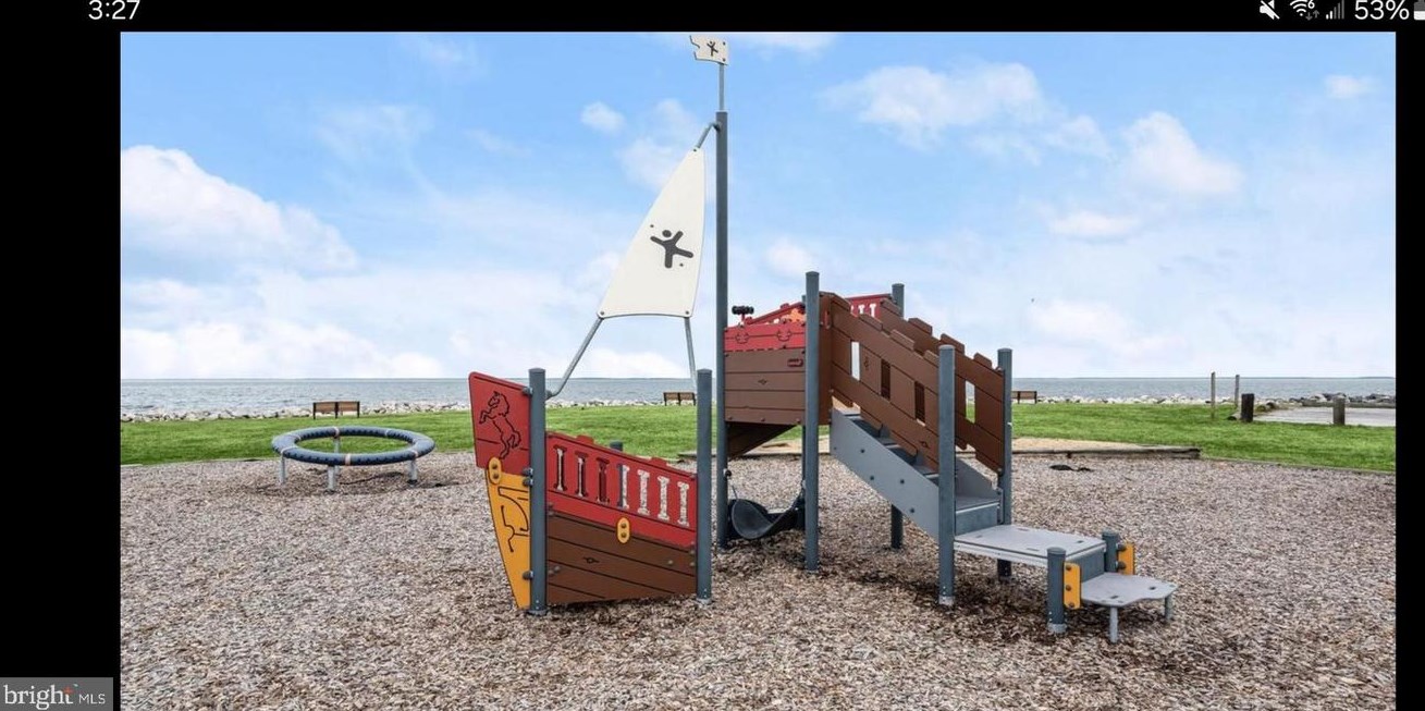 1500 Lincoln Rd, Shady Side MD 20764-9419 exterior