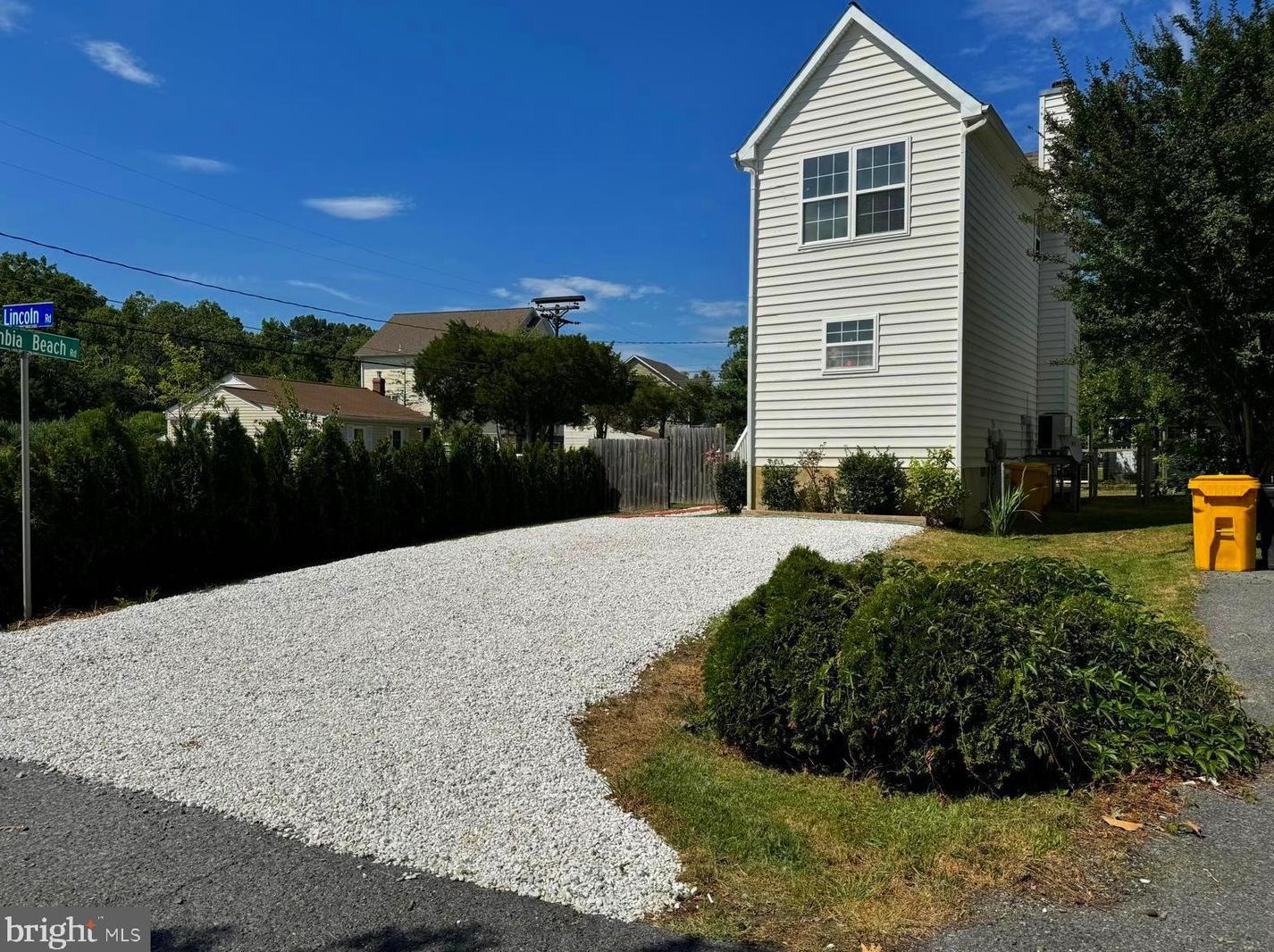 1500 Lincoln Rd, Shady Side MD 20764-9419 exterior