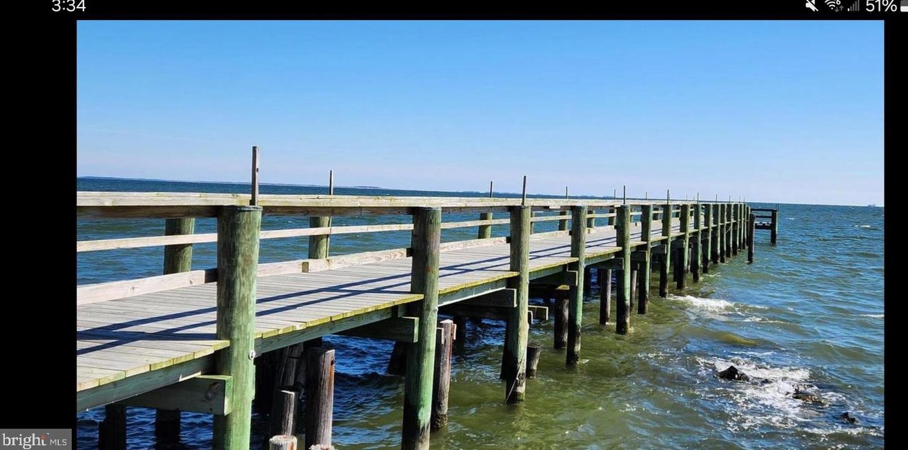 1500 Lincoln Rd, Shady Side MD 20764-9419 exterior