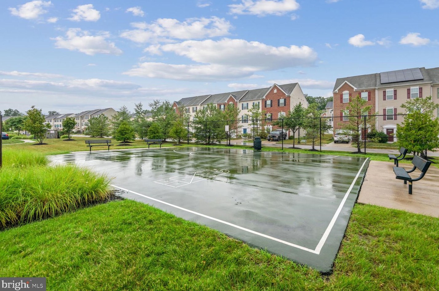 7720 Hollins Chapel Ct, Glen Burnie MD 21060-8396 exterior