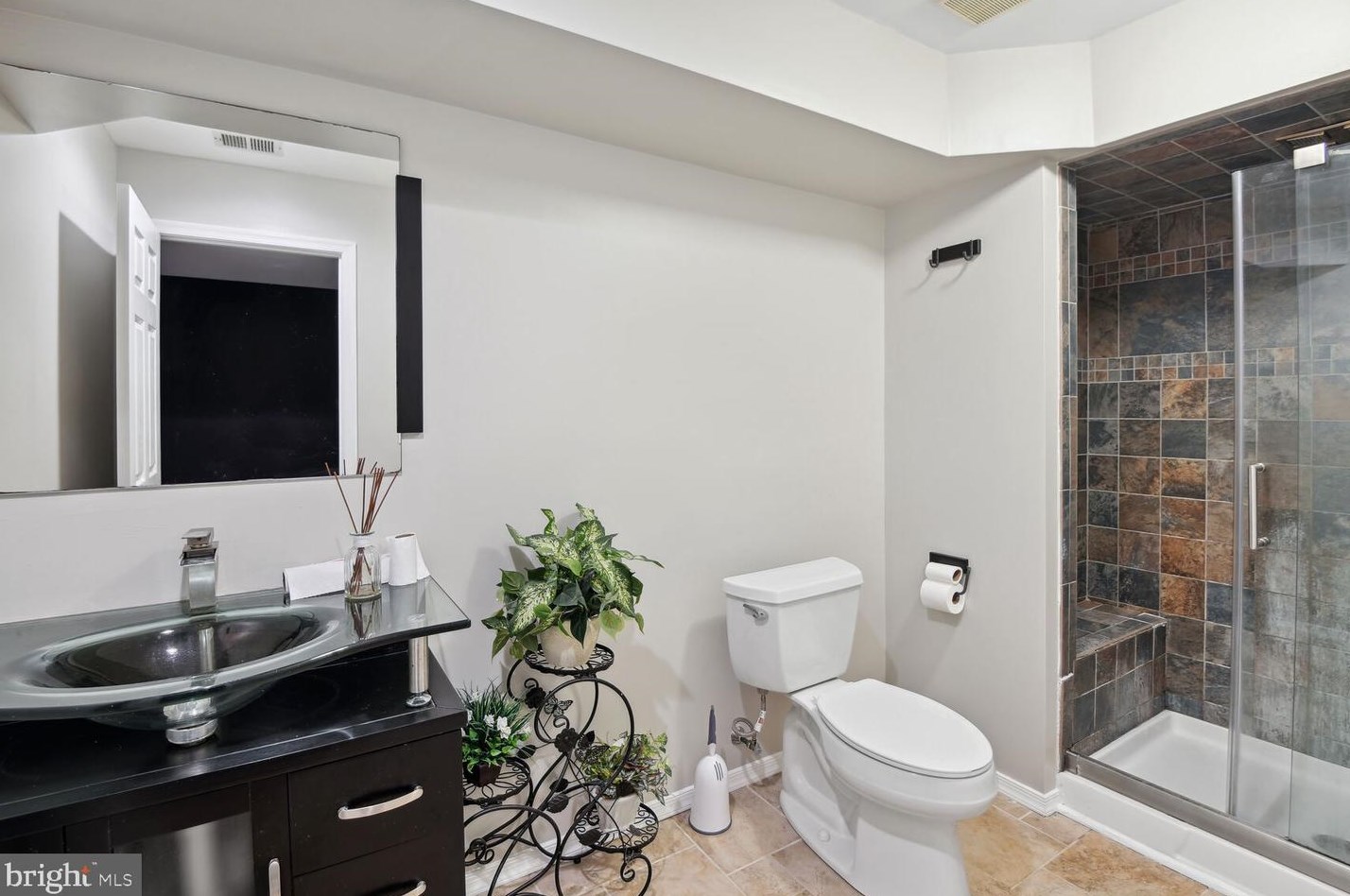 7720 Hollins Chapel Ct, Glen Burnie MD 21060-8396 exterior