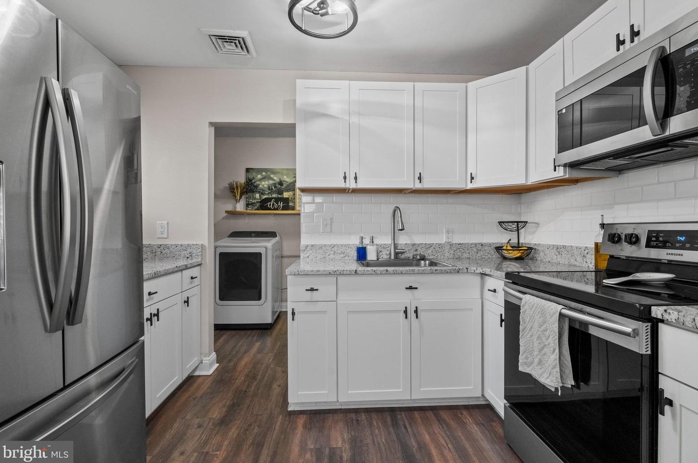 704 Delmar Ave, Glen Burnie MD  21061-3916 exterior