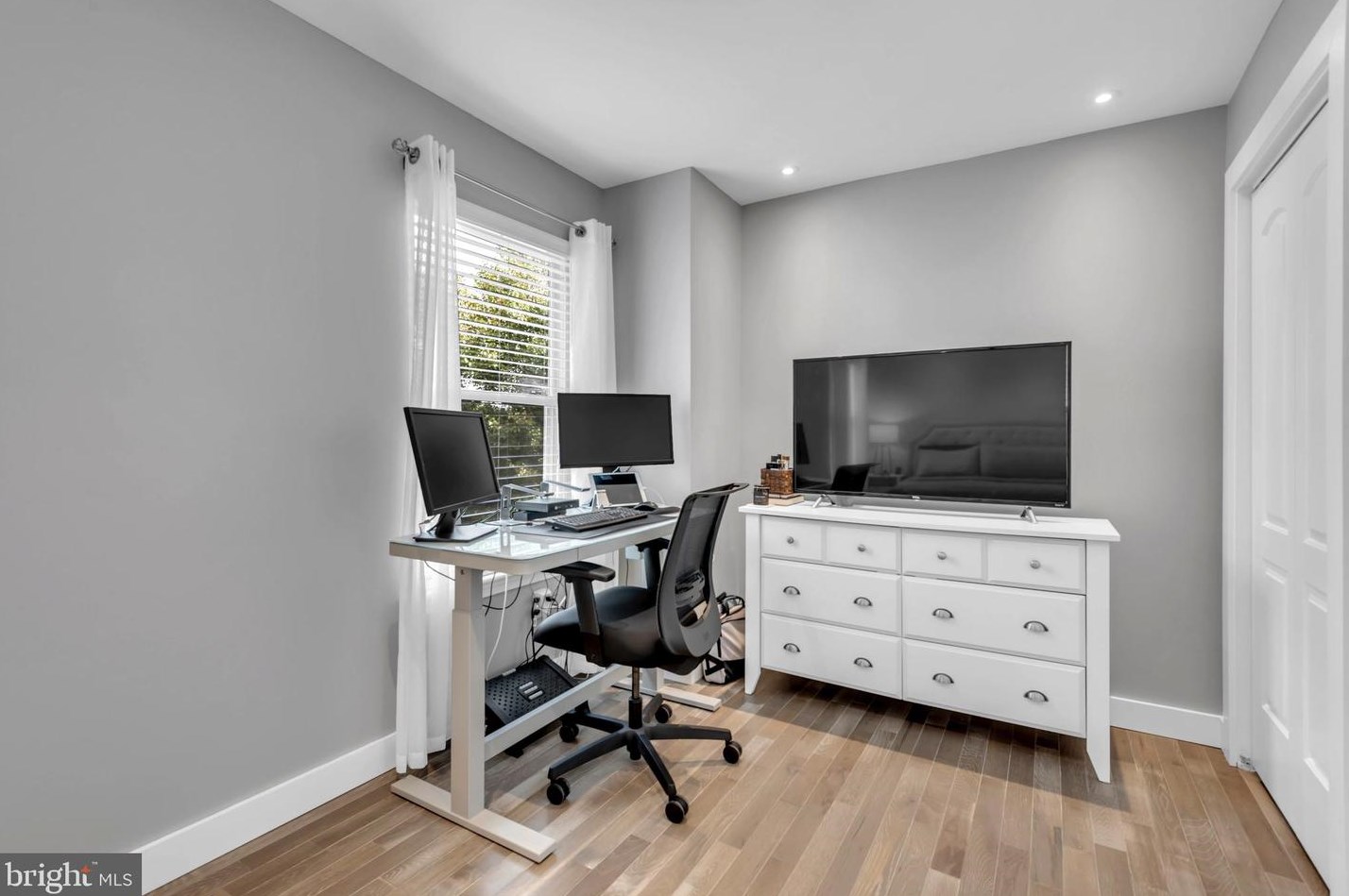 1328 Cox Cove Ct, Baltimore MD  21226-2127 exterior