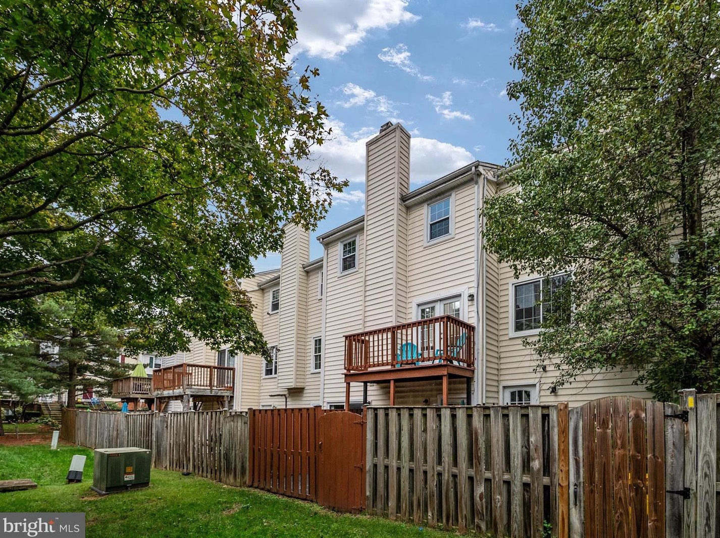 1699 Hart Ct, Crofton MD 21114-1630 exterior