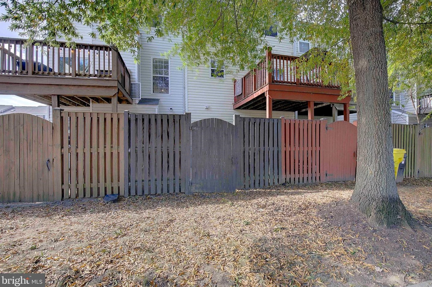 1100 Wickford Ct, Crofton MD 21114-3203 exterior