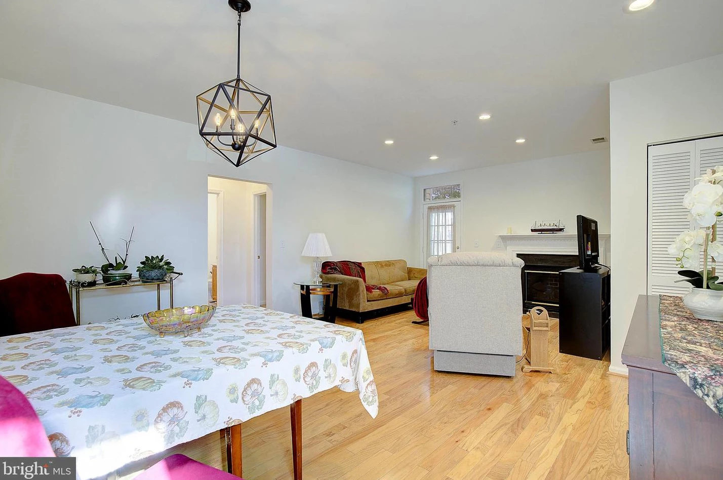 1100 Wickford Ct, Crofton MD 21114-3203 exterior