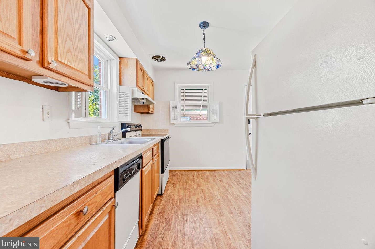 311 Newfield Rd, Glen Burnie MD 21061-3324 exterior