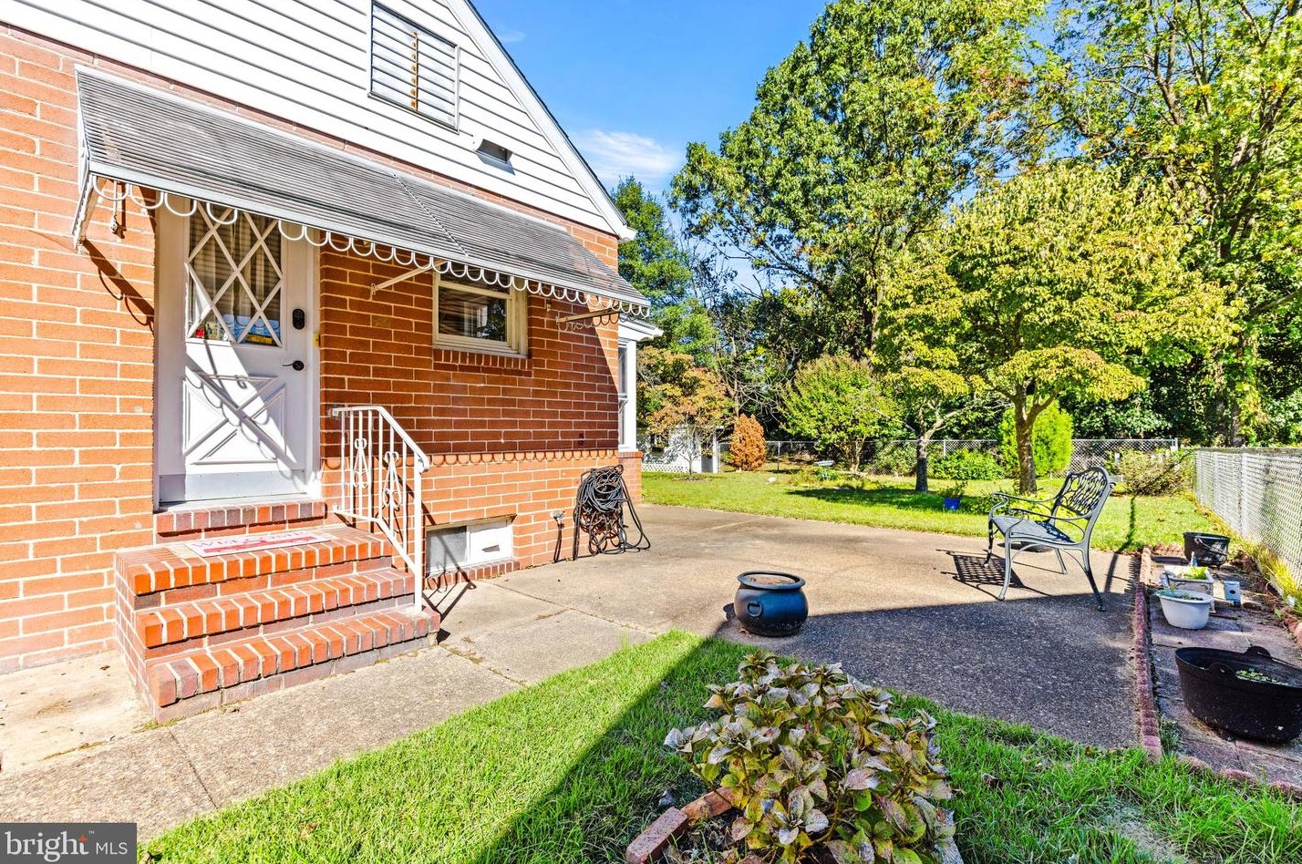 311 Newfield Rd, Glen Burnie MD 21061-3324 exterior