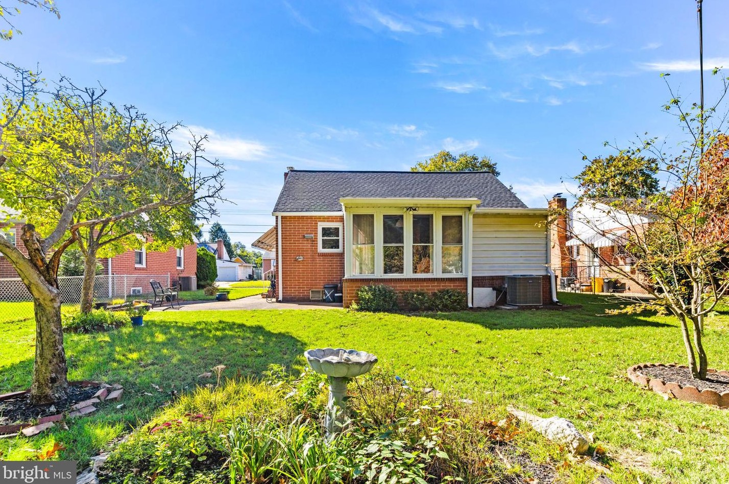 311 Newfield Rd, Glen Burnie MD 21061-3324 exterior