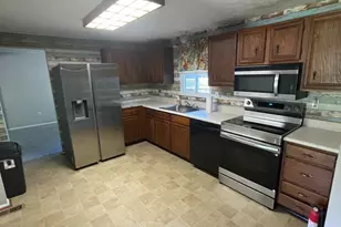 376 Jamie Ct, Glen Burnie, MD 21060 - Photo 9