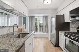 7921 Heather Mist Dr, Severn, MD 21144 - Photo 9