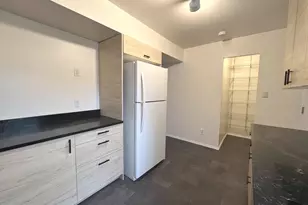 462 Long Towne Ct, Glen Burnie, MD 21061 - Photo 7