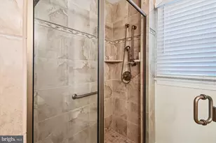 289 Hillsmere Dr, Annapolis, MD 21403 - Photo 13