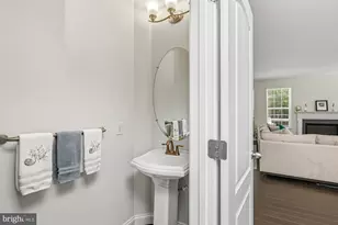 264 Saltgrass Dr, Glen Burnie, MD 21060 - Photo 21